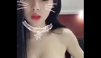 中國美女好姑娘 美拍貓咪女性感內衣秀惡鬼身材 當平台網紅主播直播自慰扣穴秀，直播、美女、視訊成人影片、免費A片